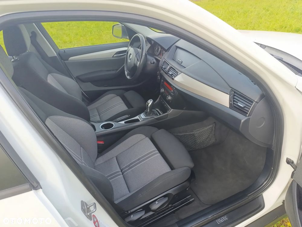 BMW X1 sDrive20i - 6