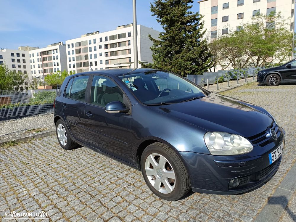 VW Golf 1.9 TDi Confortline DSG 7V - 18