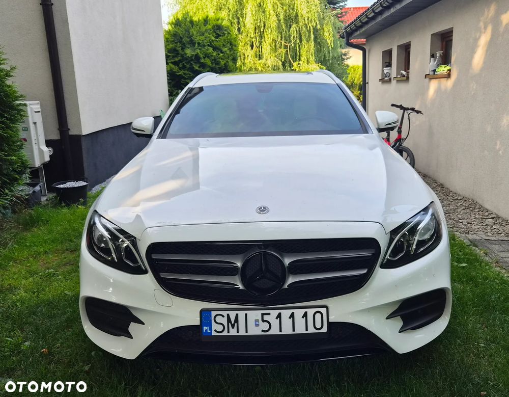 Mercedes-Benz Klasa E - 23
