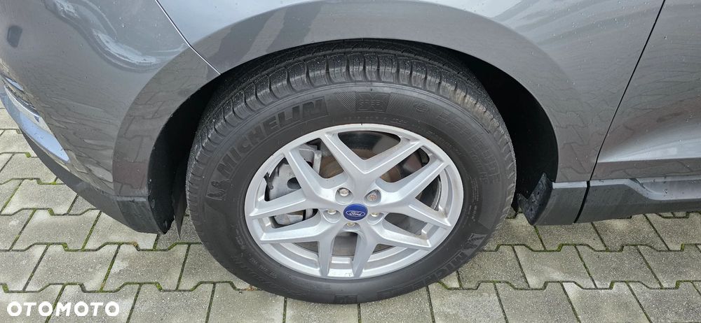 Ford Edge - 24