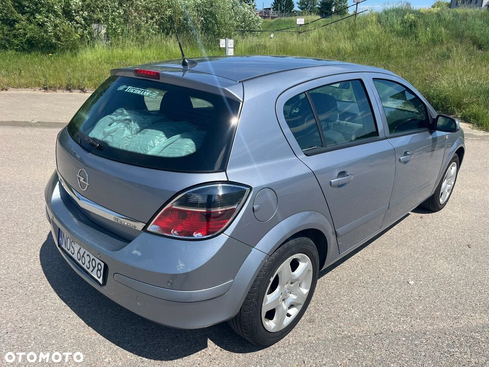 Opel Astra 1.6 111 - 4