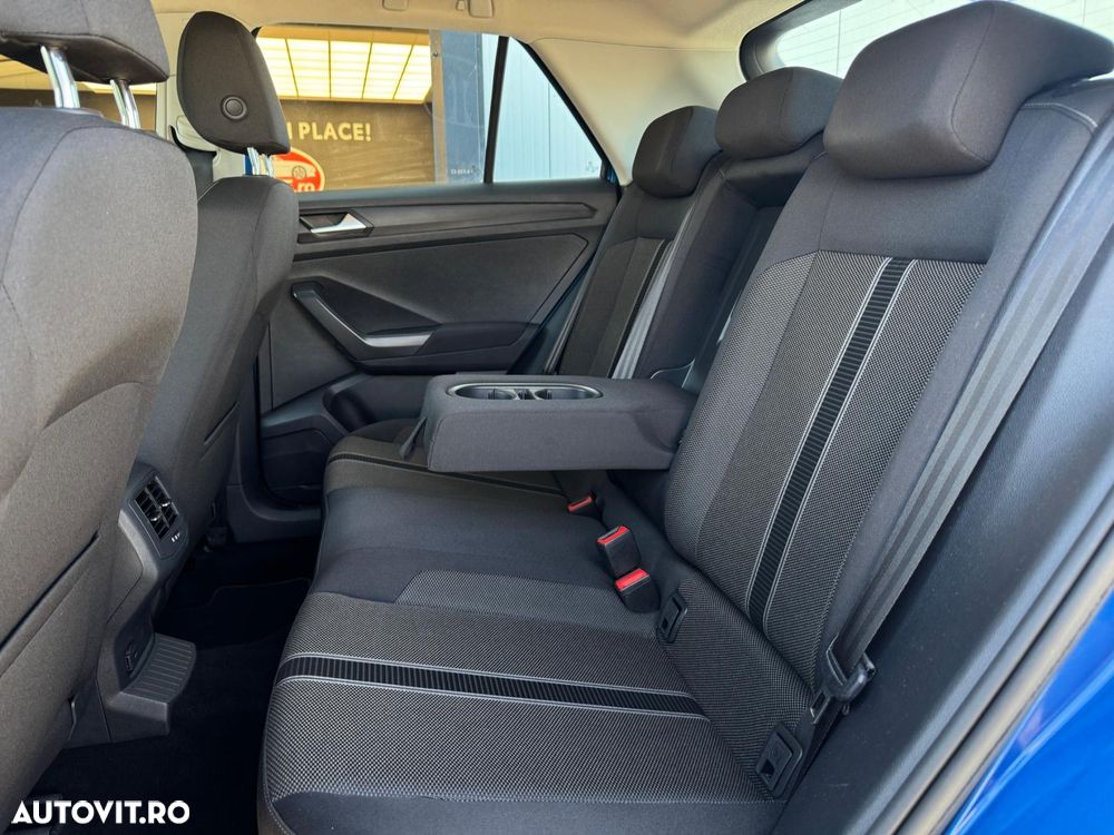Volkswagen T-Roc - 20