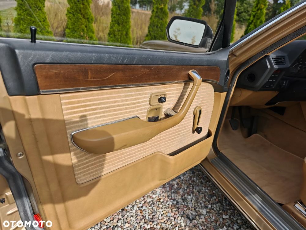 BMW Seria 7 732 i - 19