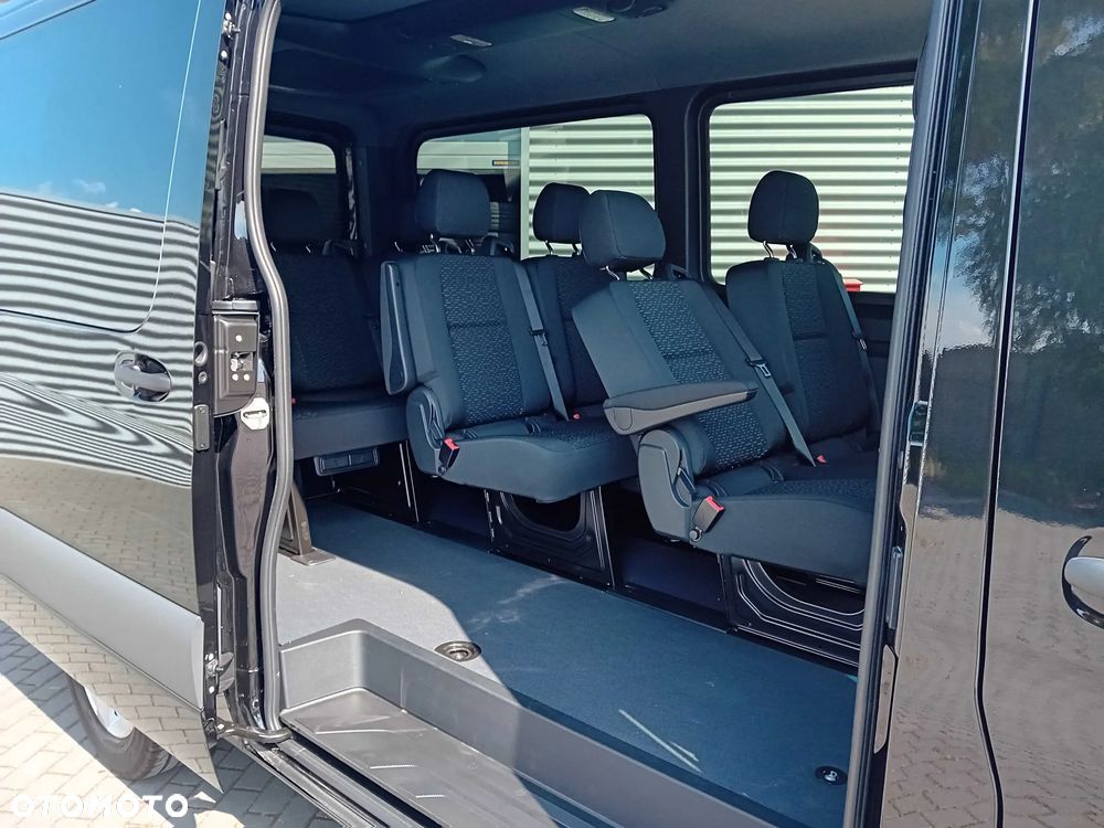 Mercedes-Benz Sprinter Standard PRO 9G-Tronic 907.233 - 9