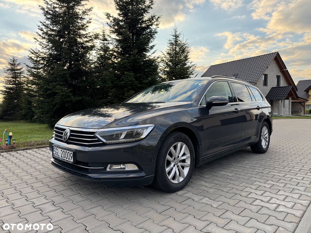 Volkswagen Passat 2.0 TDI SCR DSG Comfortline - 1