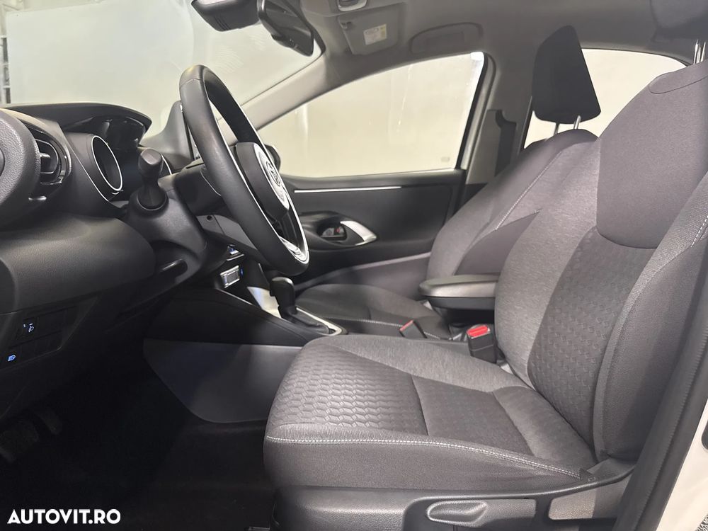 TOYOTA Yaris 2022 — imagine 22