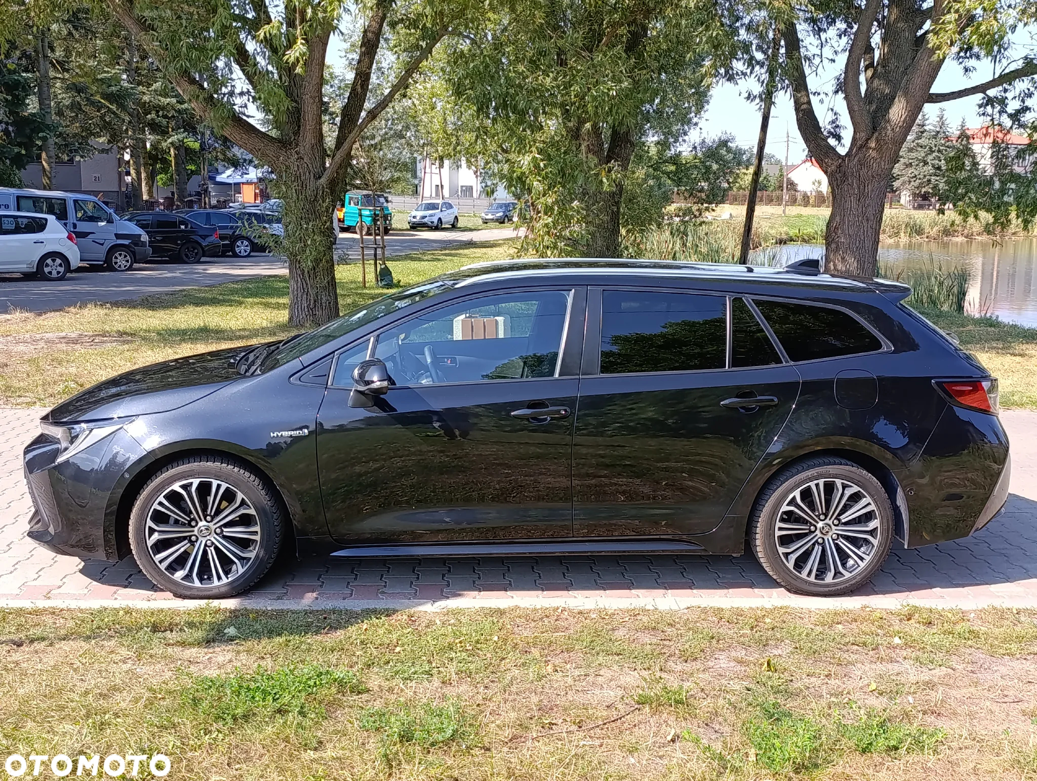 Toyota Corolla 1.8 Hybrid Comfort - 4