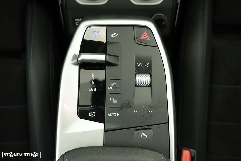 BMW iX2 xDrive30 Pack Desportivo M - 14