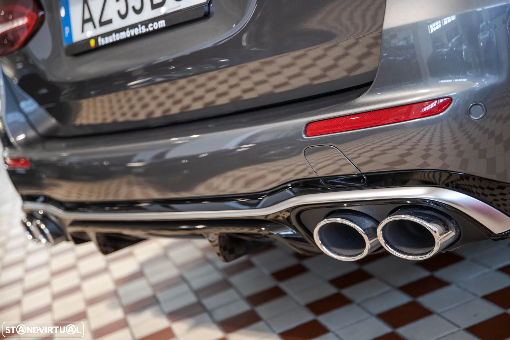 Mercedes-Benz E 53 AMG 4Matic+ - 10