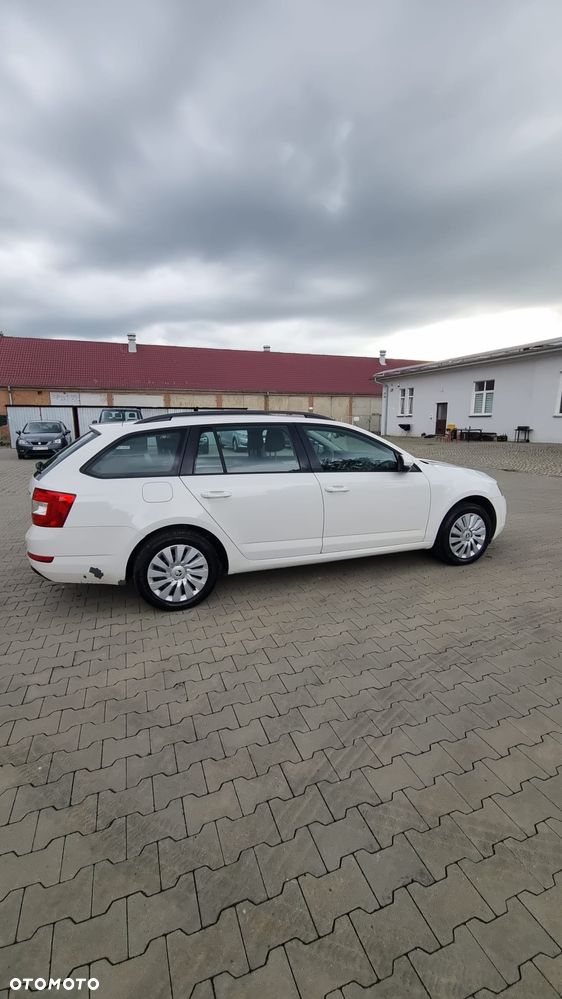 Skoda Octavia 1.6 TDI DPF Active - 7