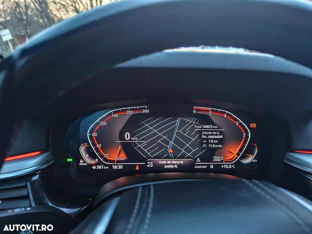 BMW Seria 5 518d Aut. - 9