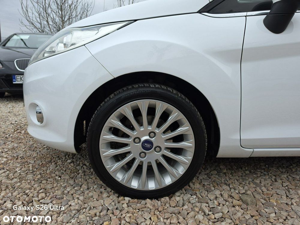 Ford Fiesta 1.25 Titanium - 41