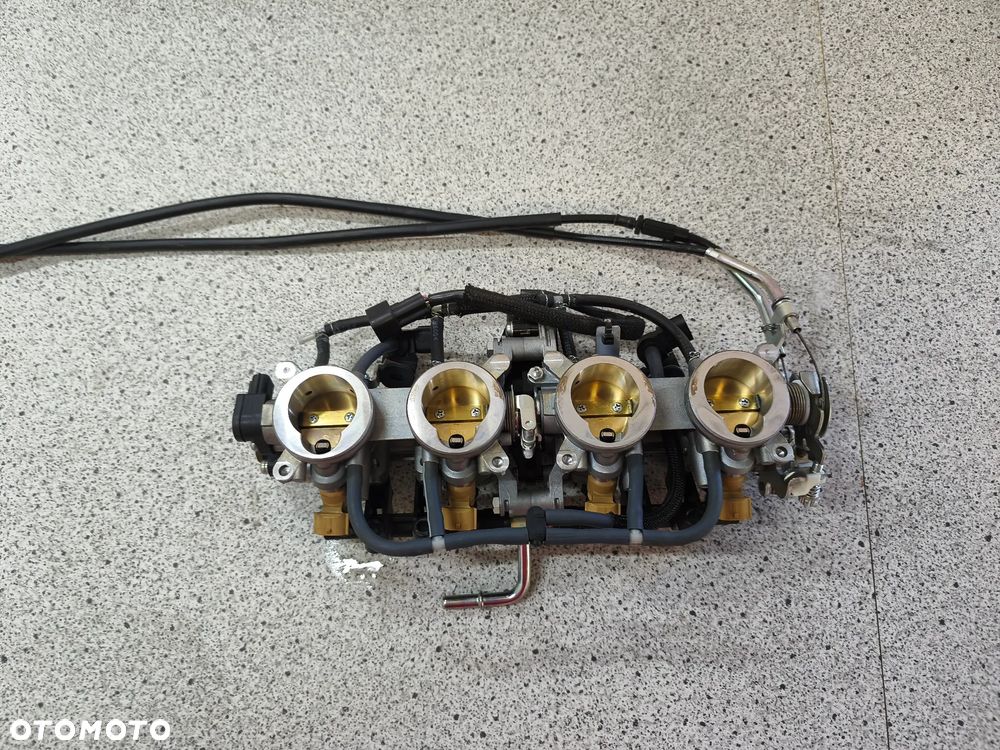 Listwa wtryskowa, wtryski, przepustnice, linka gazu Kawasaki Z900 Z 900 2022 - 1