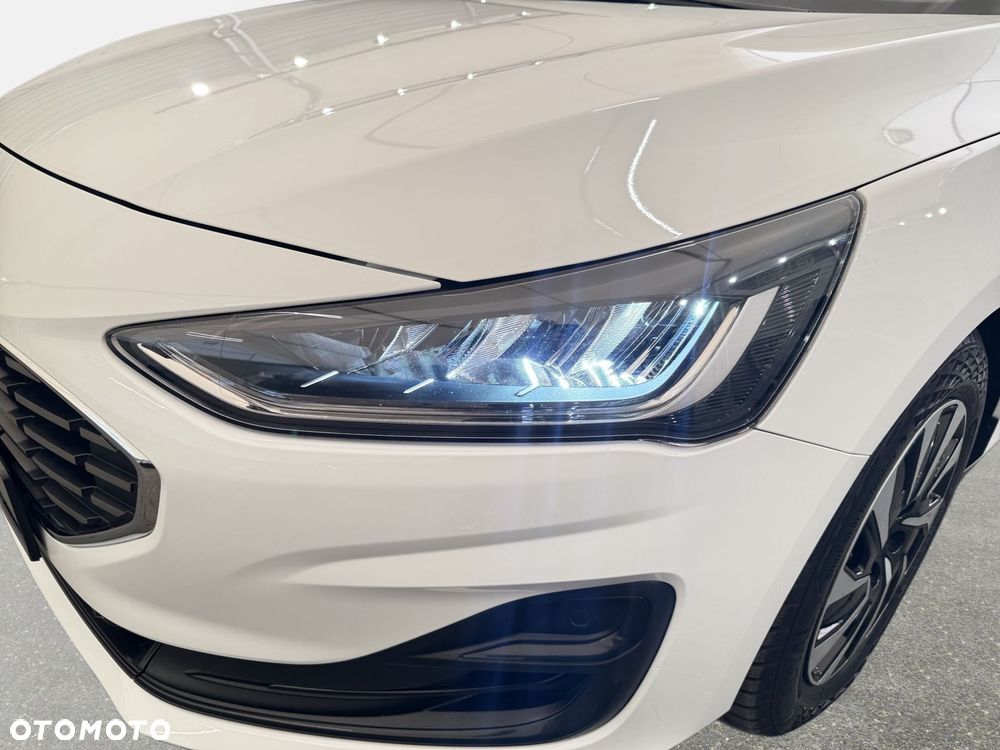 Ford Focus - 10