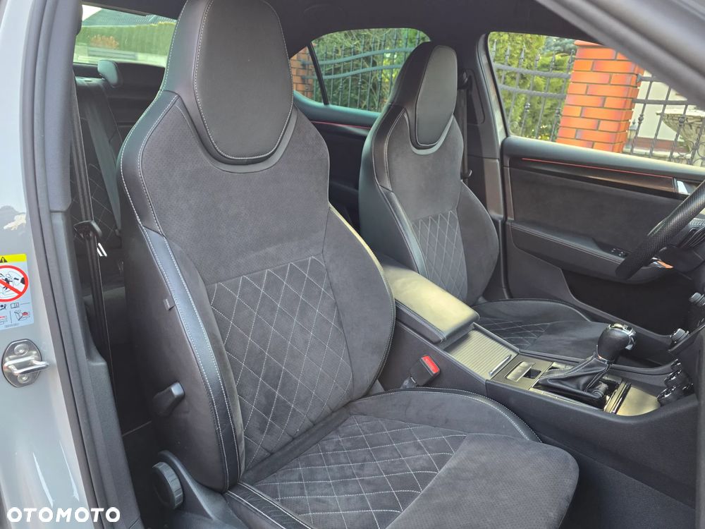 Skoda Superb 2.0 TDI SCR 4x4 Sportline DSG - 25