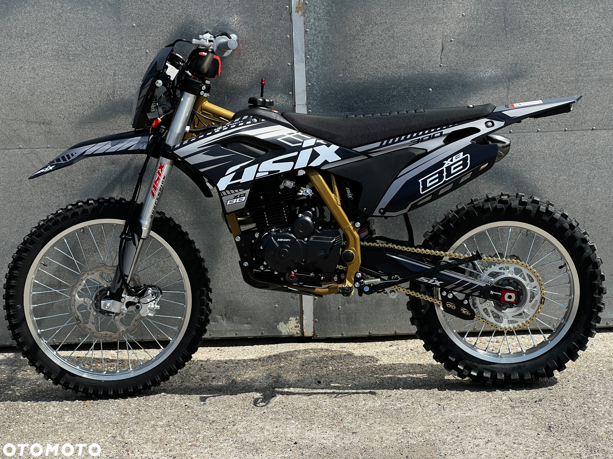 ASIX XB - 13