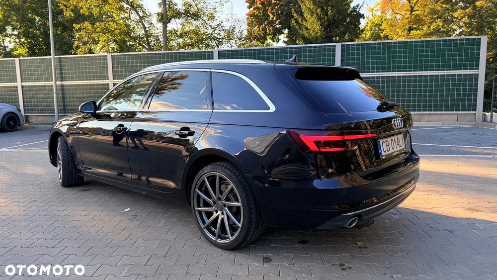 Audi A4 - 4