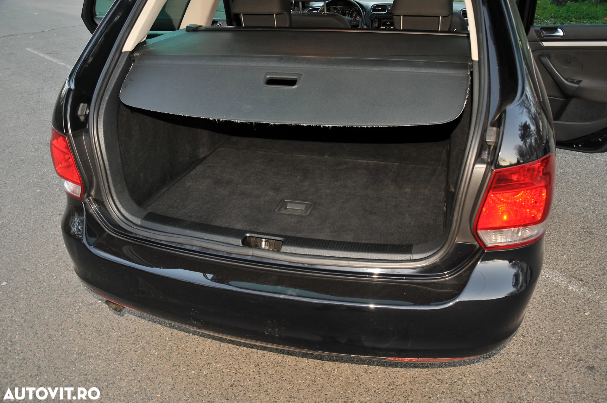 Volkswagen Golf 1.6 TDI BlueMotion Technology Comfortline - 16