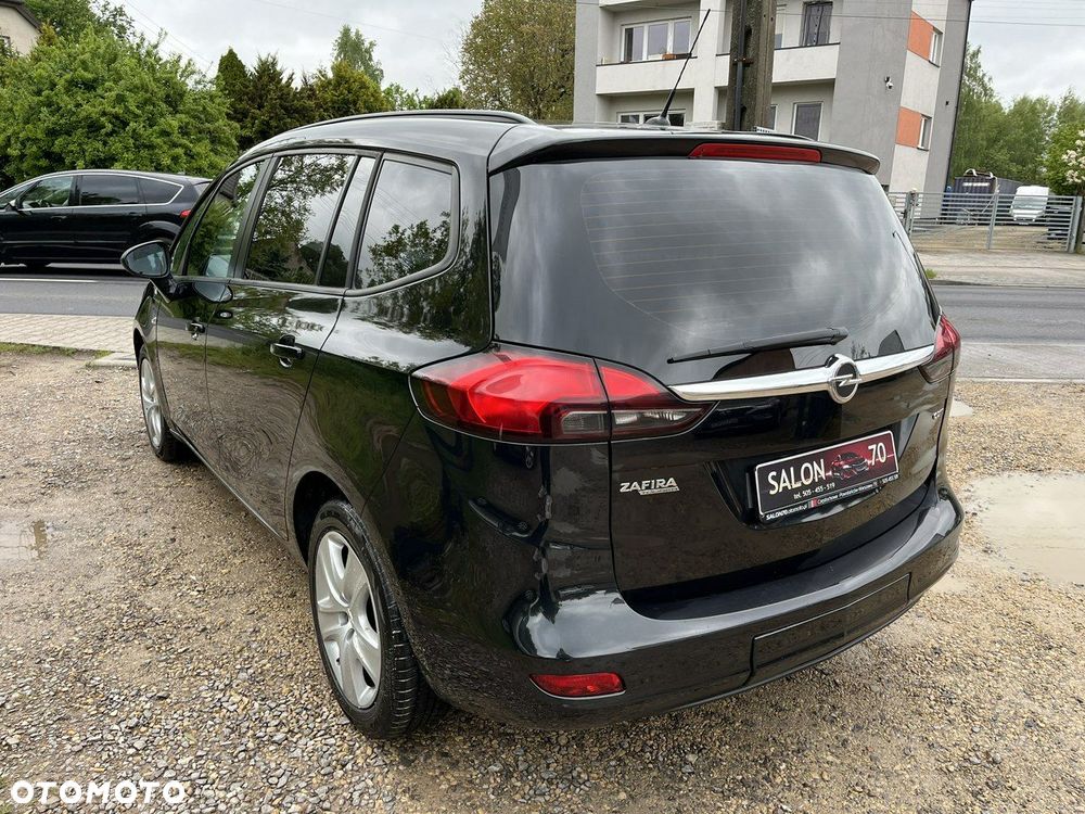 Opel Zafira - 10