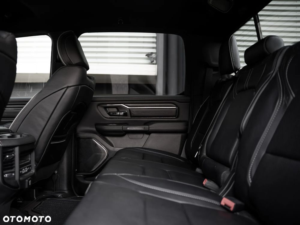 RAM 1500 5.7 Crew Cab Limited - 16