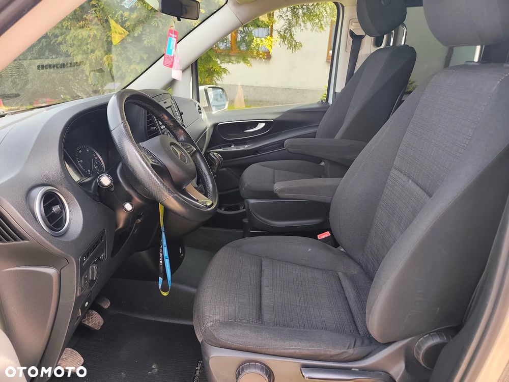 Mercedes-Benz Vito Mixto 447.701 - 17