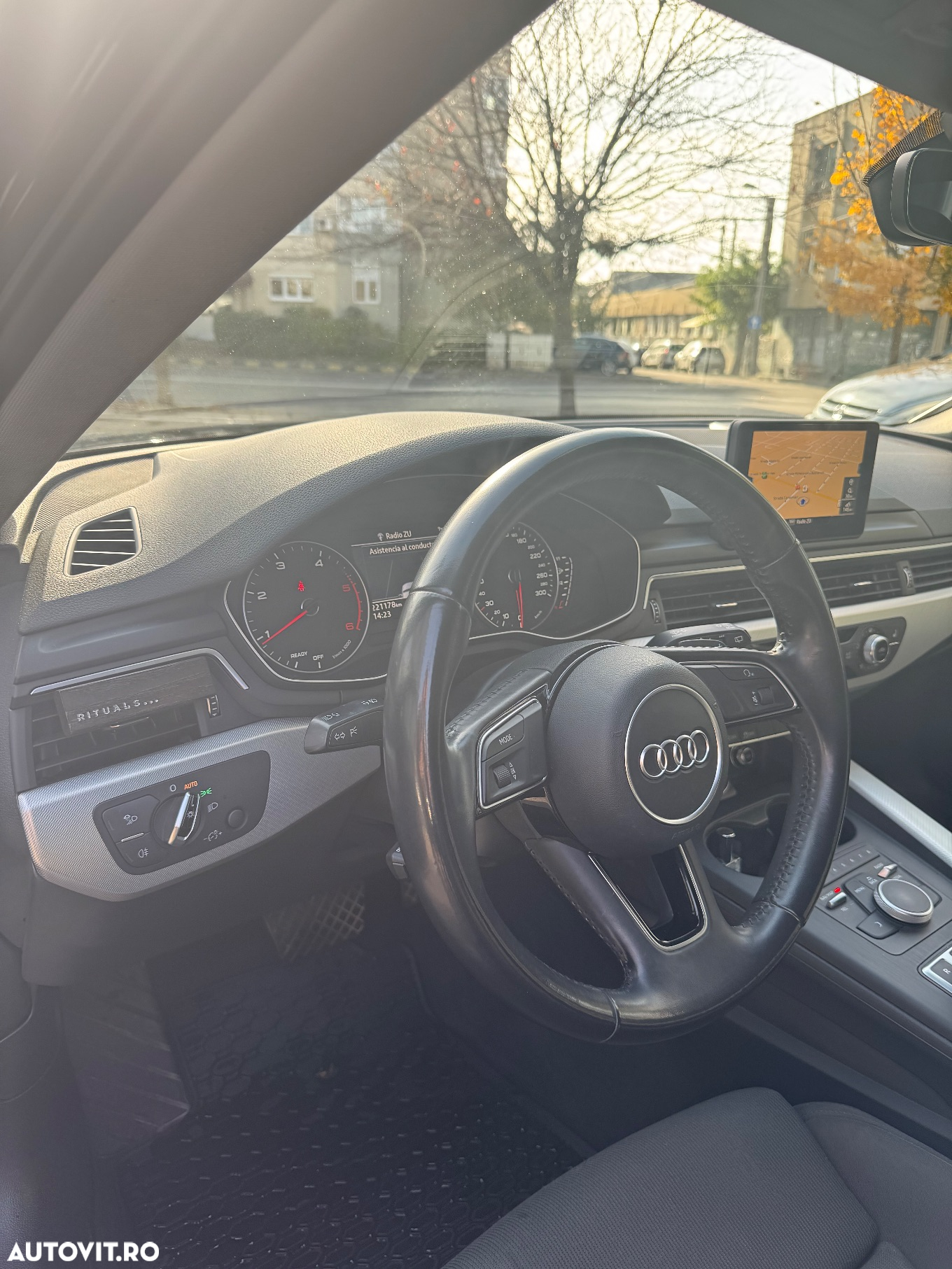 Audi A4 Avant 2.0 TDI S tronic Design - 14