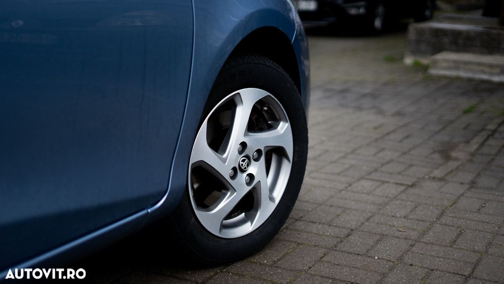 Toyota Yaris - 5