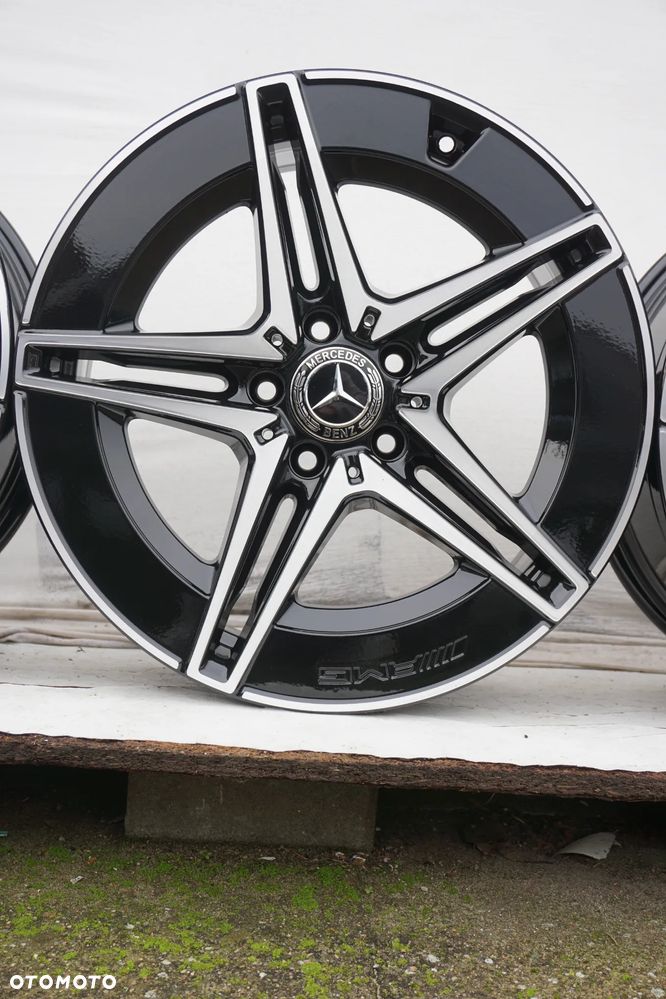 Mercedes-Benz OE W206  5x112 18 7,5J 8,5J stan bdb - 4