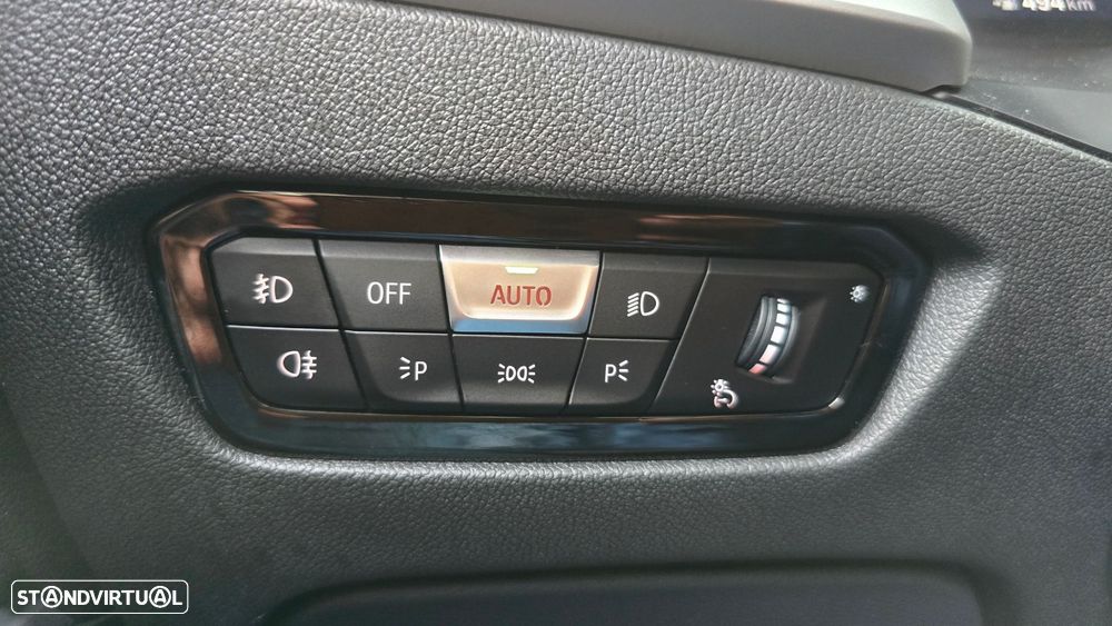 BMW 318 d Touring Line Sport Auto - 11