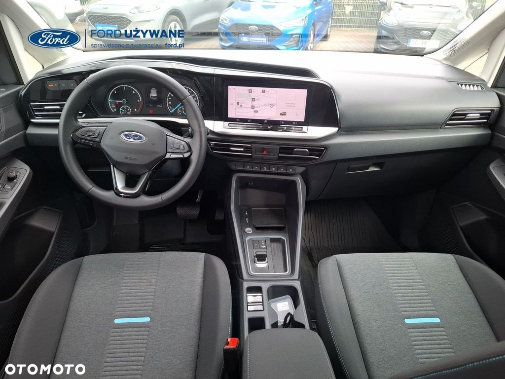 Ford Tourneo Connect Grand - 29