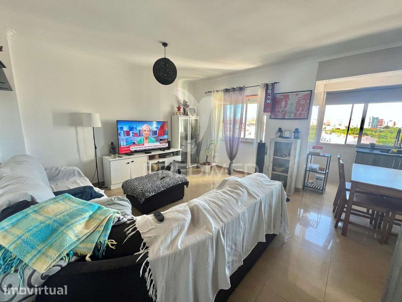 Apartamento T2 com Terraço e Barbecue - Baixa da Banheira - Grande imagem: 4/29