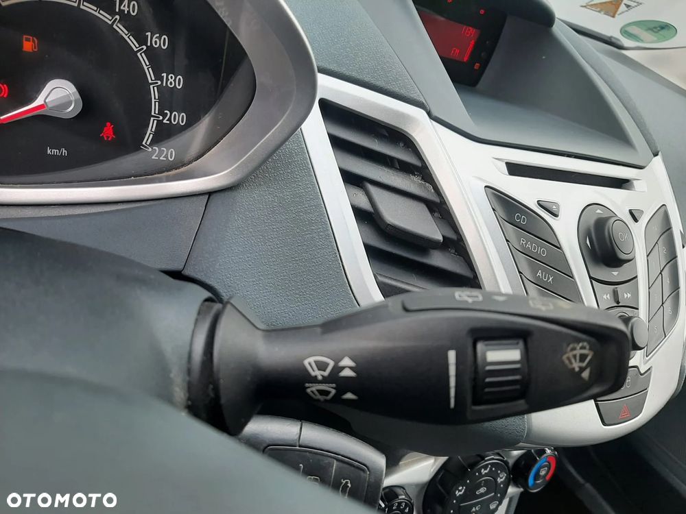 Ford Fiesta 1.25 Titanium EU6 - 12