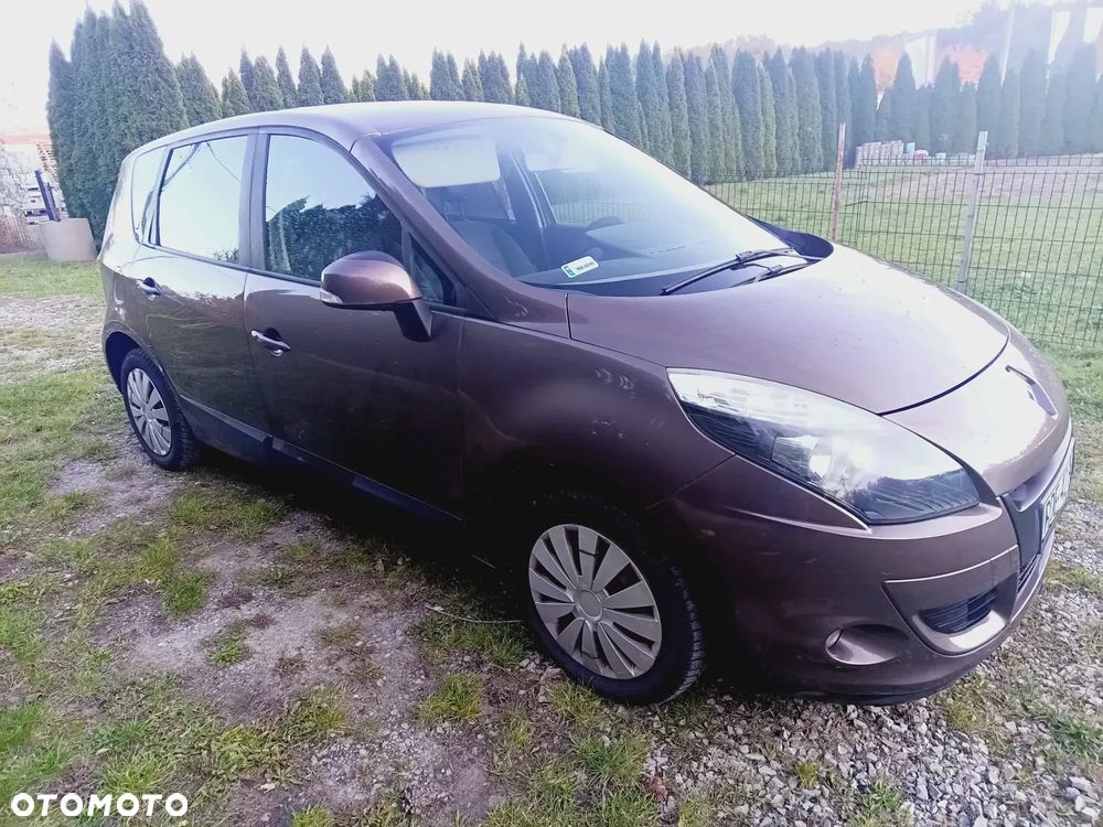 Renault Scenic 1.6 16V 110 Authentique - 1