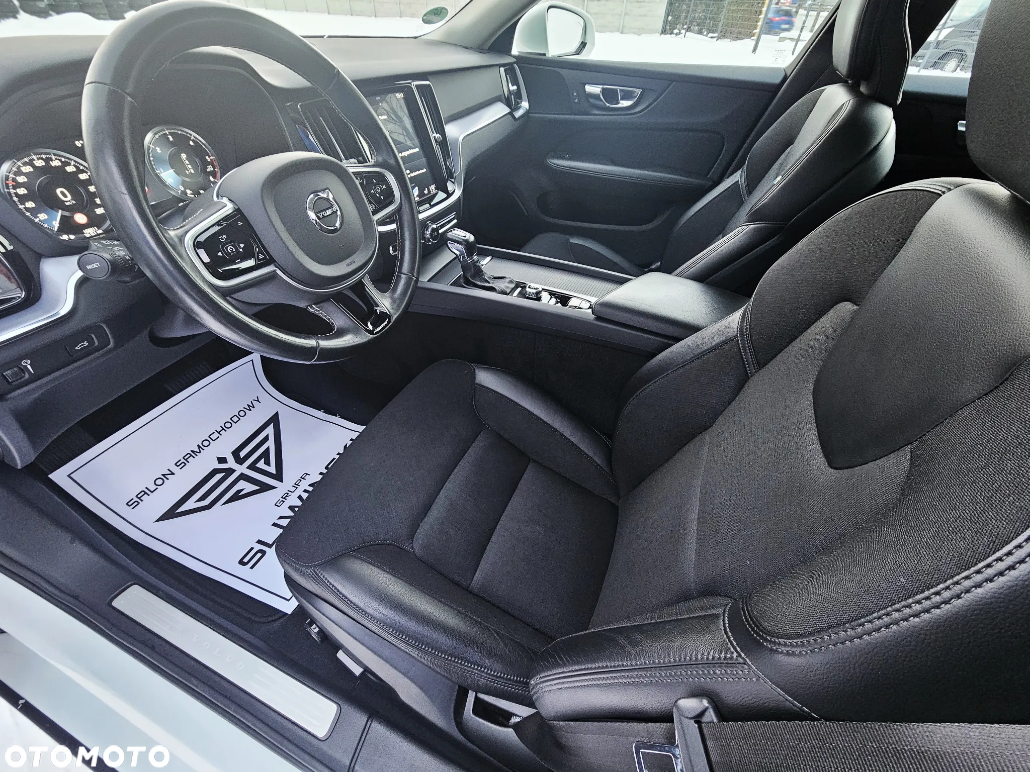 Volvo V60 D4 AWD Momentum - 20
