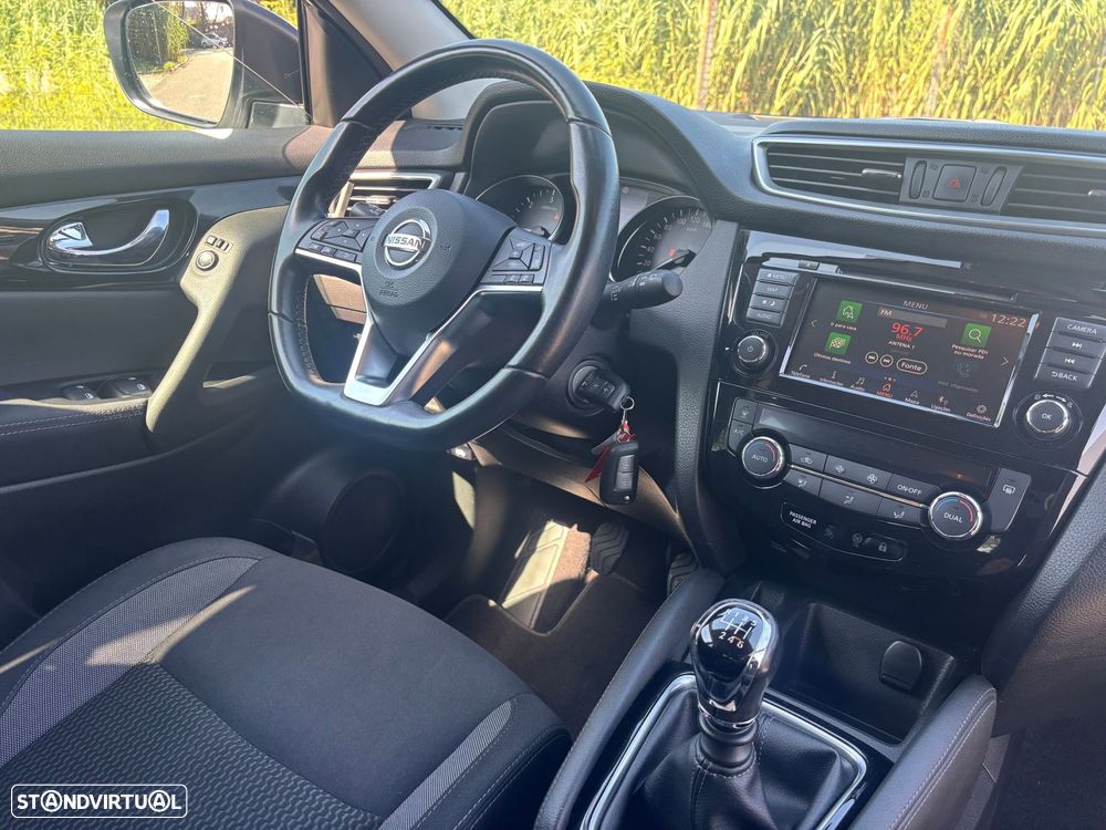 Nissan Qashqai 1.5 dCi N-Connecta - 12