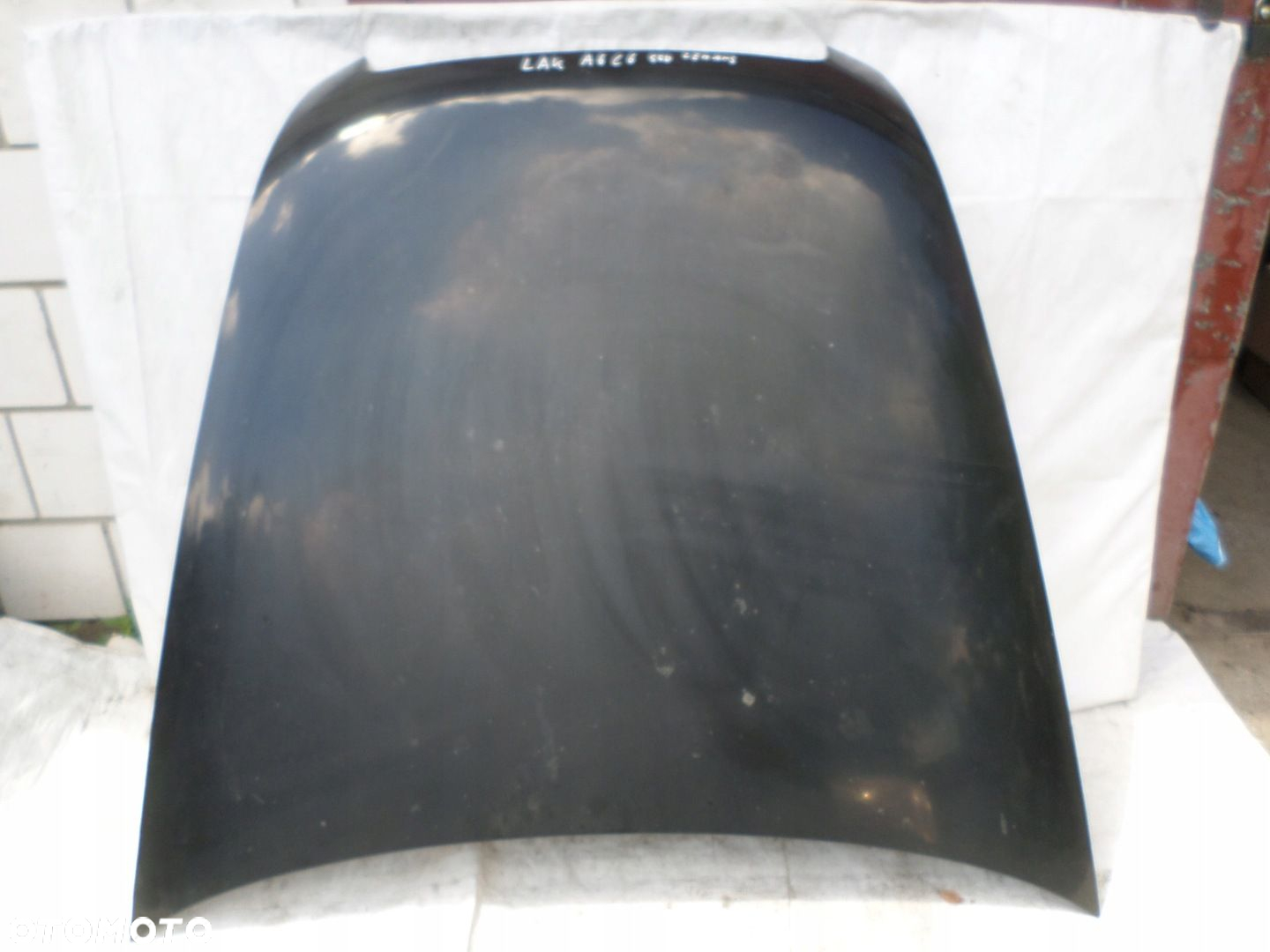 MASKA POKRYWA SILNIKA AUDI A6 C6 - 4