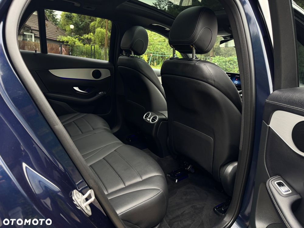 Mercedes-Benz GLC 200 d 4Matic 9G-TRONIC Exclusive - 28