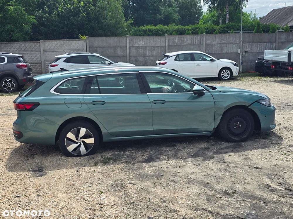 Volkswagen Passat 2.0 TDI EVO Essence DSG - 10