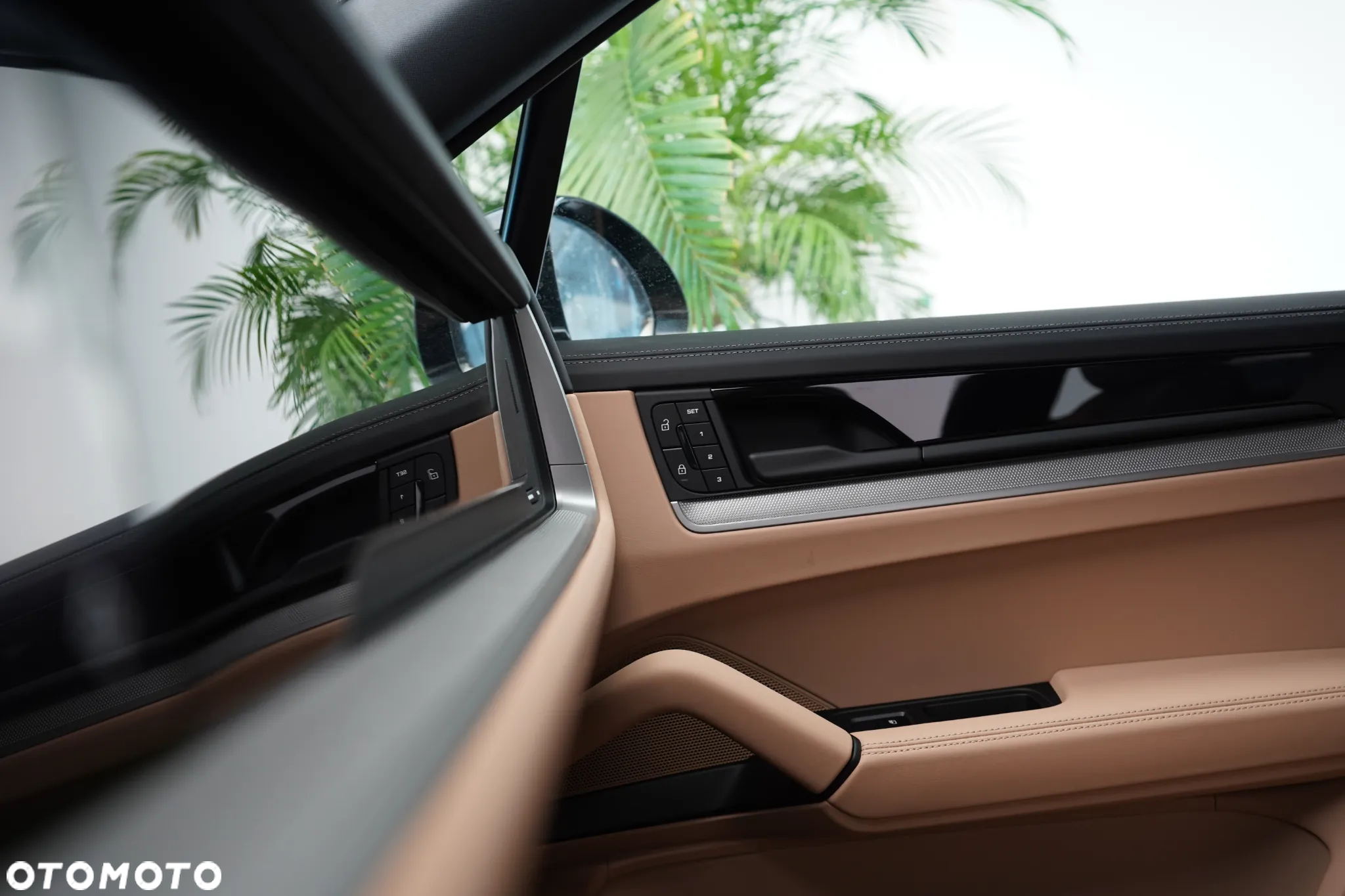 Porsche Cayenne Standard - 19