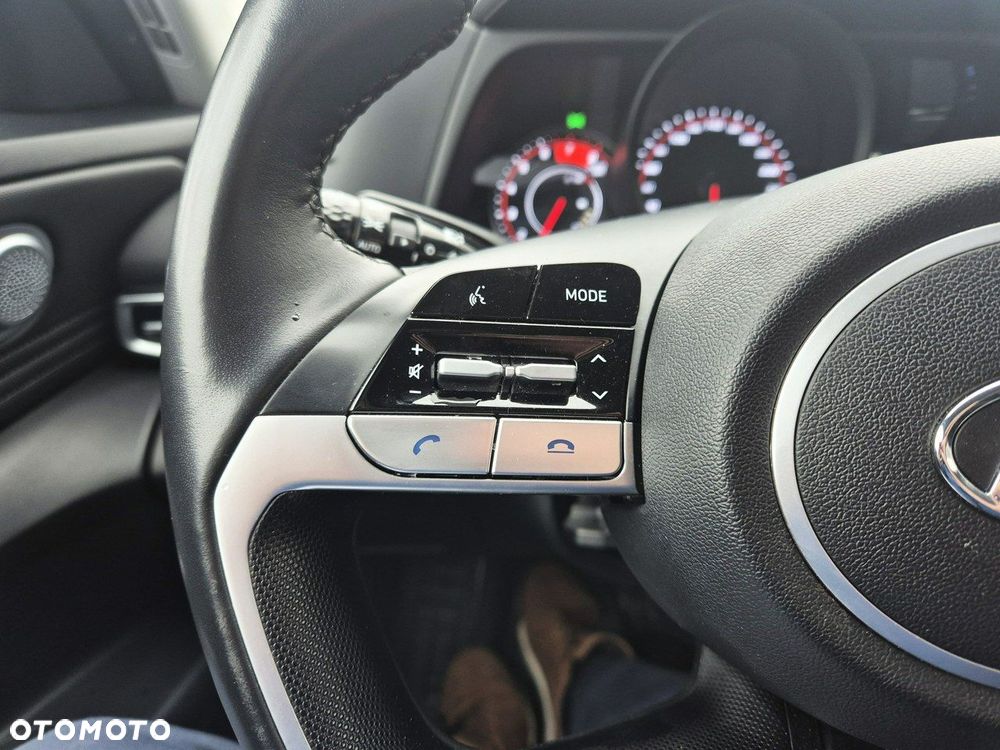 Hyundai Elantra - 18