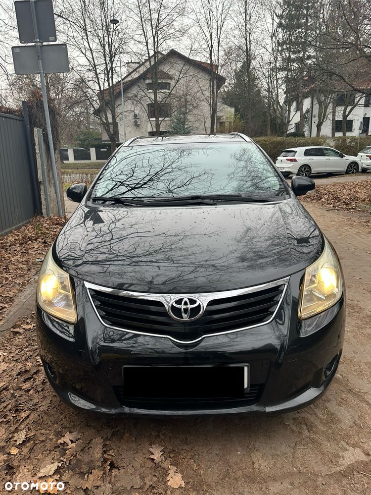 Toyota Avensis 2.0 D-4D - 2