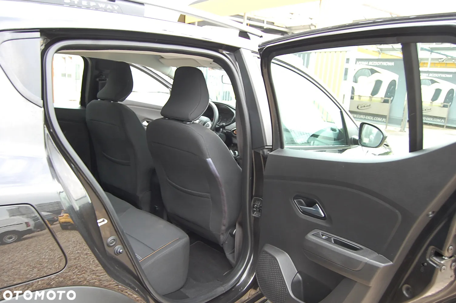 Dacia Sandero Stepway TCe 100 Prestige - 29