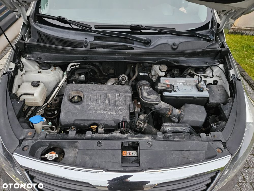 Kia Sportage 1.7 CRDI 2WD Dream-Team Edition - 29