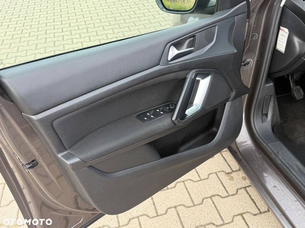 Peugeot 308 - 11