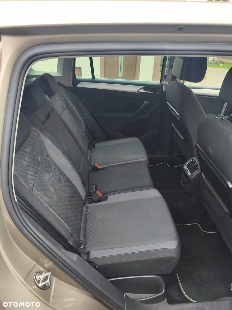 Volkswagen Tiguan - 8