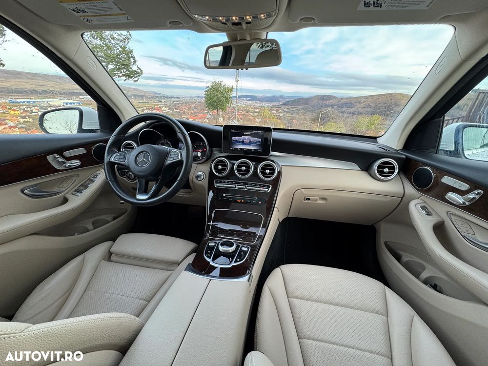 Mercedes-Benz GLC - 6