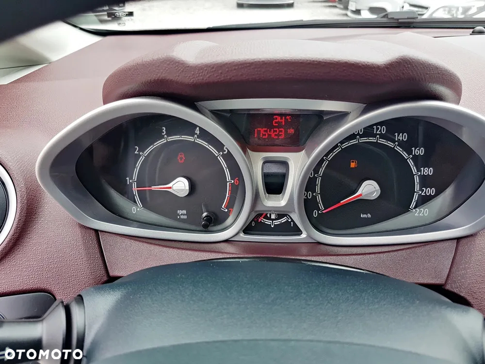 Ford Fiesta 1.25 Ambiente - 17