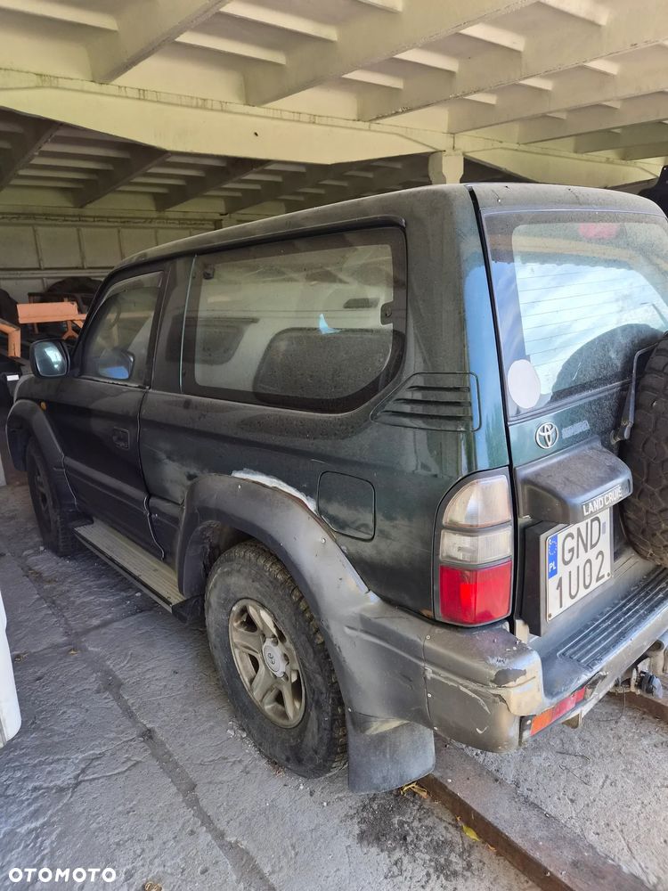 Toyota Land Cruiser - 7