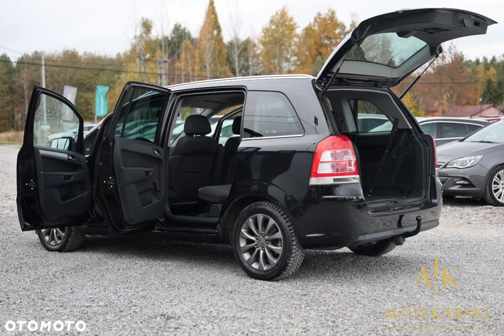 Opel Zafira - 17