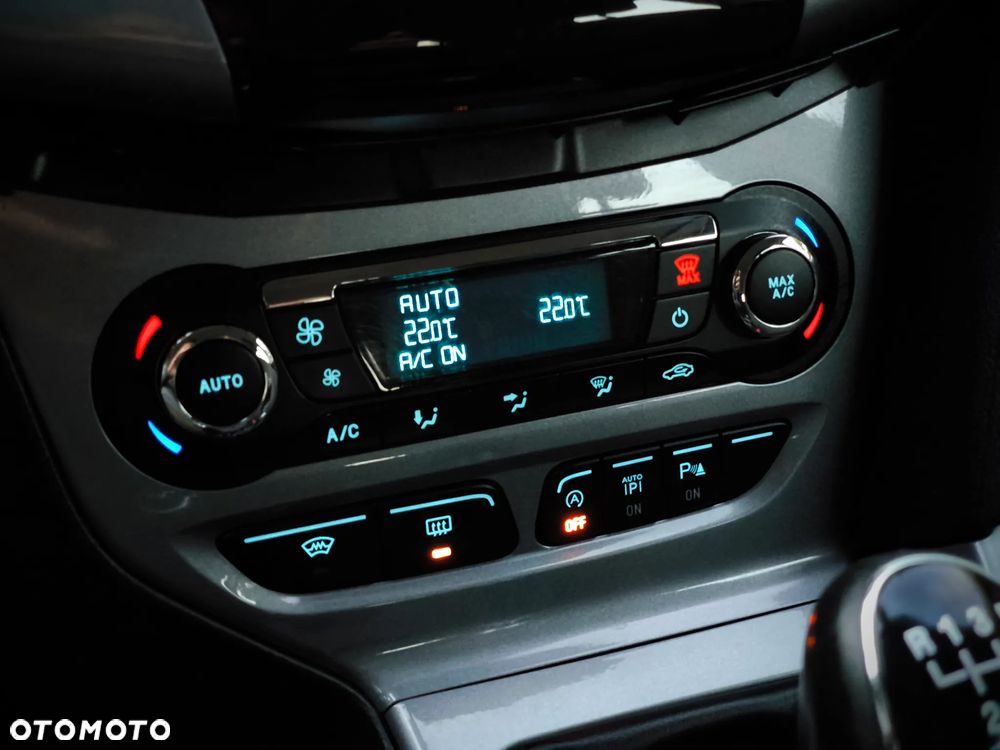 Ford Focus 1.0 EcoBoost Titanium - 20